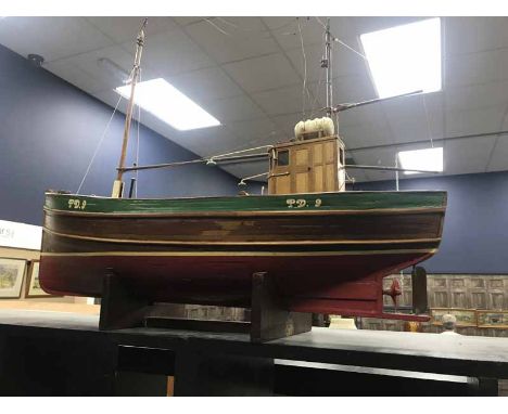 MODEL BOAT ON A STAND