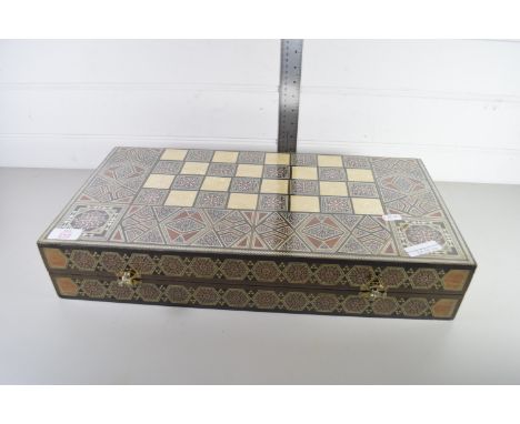 MIDDLE EASTERN INLAID BACKGAMMON BOX