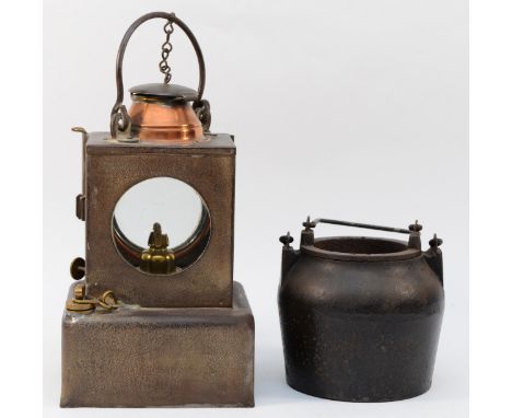 A B.R. (E) Welch Patent signal lamp, registration no. 711206, together with a cast iron glue pot (2)
