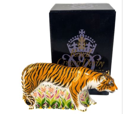 ROYAL CROWN DERBY Sumatran Tigress 2008  gold button first quality in original box with receipt from 2012.