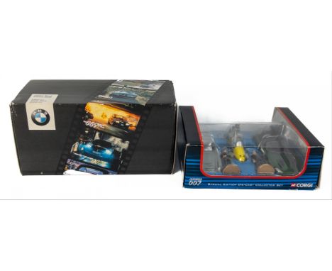 JAMES BOND - Corgi 2004 special edition die-cast collector set including 1 gyrocopter, 1 Aston Martin DB5, 1 Jaguar XKR and 2