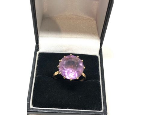 9ct gold vintage amethyst cocktail ring (4.4g) 