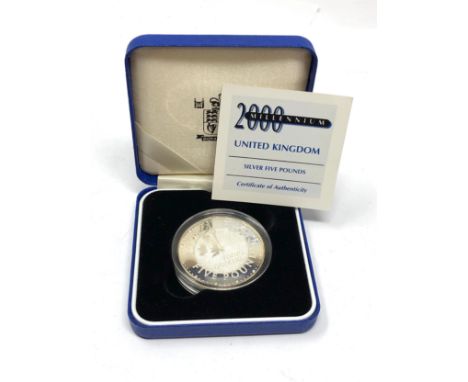 Boxed Royal mint 2000 millennium silver proof five pounds 