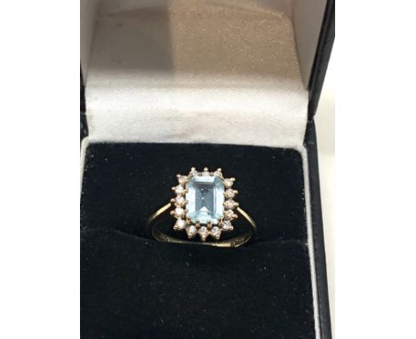 9ct gold aquamarine and diamond set cluster ring (2.5g) 