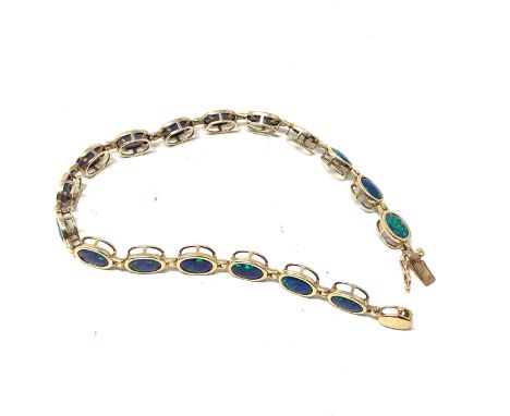 9ct gold opal tennis bracelet (5.3g) 