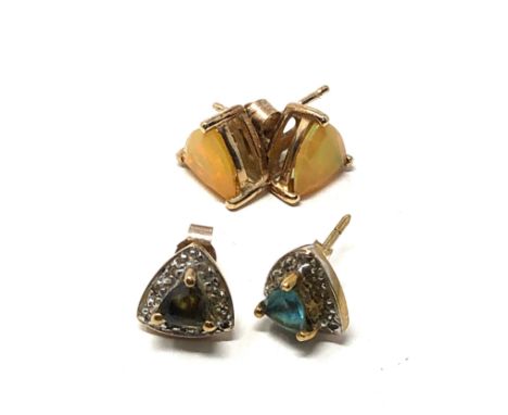 2 x 9ct gold paired gemstone stud earrings inc. opal, topaz &amp; diamond (2.5g) 