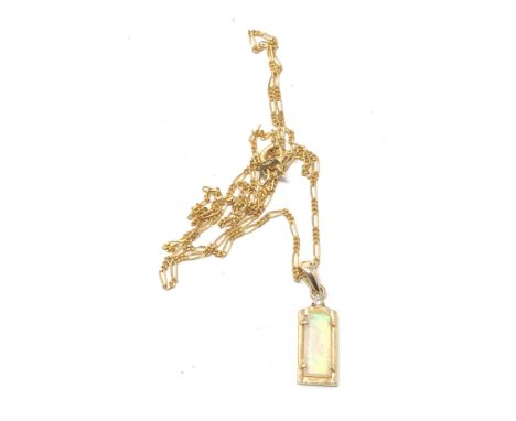 14ct gold opal &amp; diamond pendant necklace (3g) 