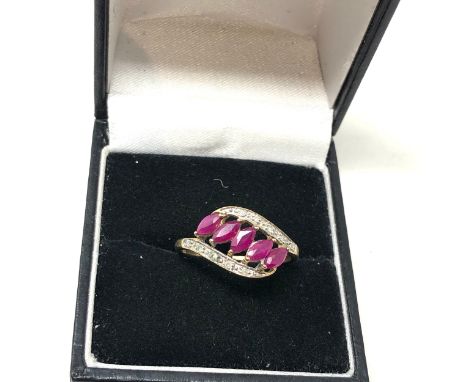 9ct gold ruby &amp; diamond twist setting dress ring (1.8g) 