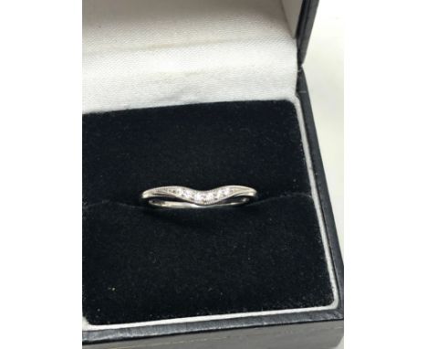 9ct white gold diamond ring 1.6g 