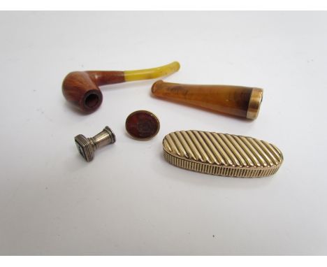 A 9ct gold banded cheroot holder, miniature pipe and patch pot 