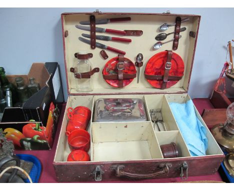Picnic Hamper, circa 1930's, containing Bandalasta Ware cups and plates.