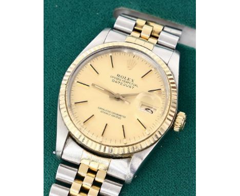 Herrenarmbanduhr "ROLEX Oyster Perpetual Datejust". Stahl- mit 18 kt. GG-Gehäuse mit verschraubter Krone und Gehäuseboden, ge