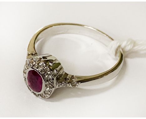 18K WHITE GOLD DIAMOND &amp; RUBY RING SIZE Q