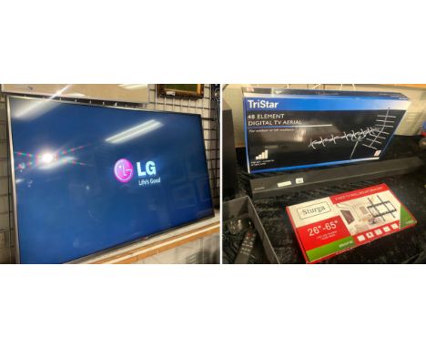 LG 55'' TV WITH NEW BOXED WALL BRACKET, DIGITAL AERIAL, TOGETHER WITH SAMSUNG HW - K450/XU SOUNDBAR &amp; SUB WOOFER