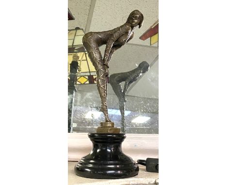 BRONZE ART DECO GIRL 33CMS (H)