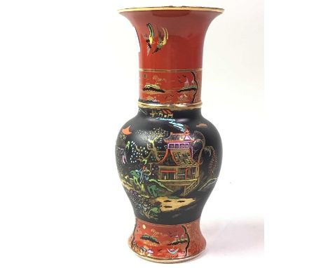 GROUP OF CERAMICS, including a Carlton Ware vase, a Caverswall plate and further ceramicsvase 21cm high