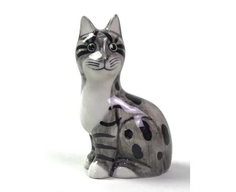 LARGE COLLECTION OF QUAIL CATS, of various forms and colourways, along with two a graduated set of three Caithness glass pape