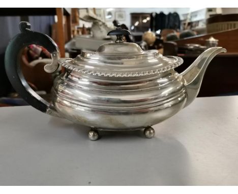 An early 20th century Birmingham silver teapot by William Hutton and Sons Ltd, 704g Location: Porters 