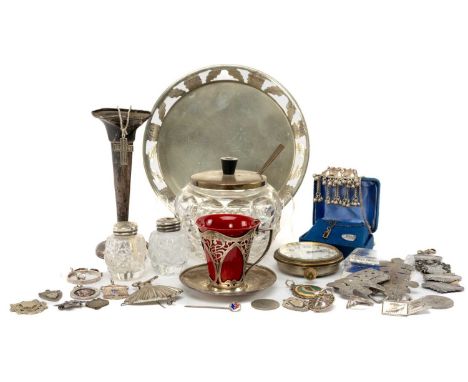 ASSORTED SILVER & WHITE METAL COLLECTABLES including glass and silver topped jar with spoon, circular tray stamped '925', tru