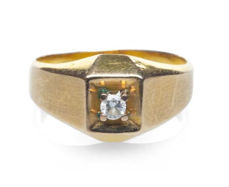 14K GOLD DIAMOND RING, ring size O, 3.9gmsProvenance: private collection CardiffComments: wear commensurate with age, viewing