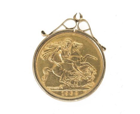 ELIZABETH II GOLD SOVEREIGN, 1962, in 9ct gold pendant mount, 8.8gmsProvenance: private collection Caerphilly County BoroughC
