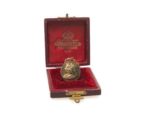 9CT GOLD 1837-1897 DIAMOND JUBILEE PENDANT, depicting two side portraits of Queen Victoria set with diamond, 5.5gms, in T & J