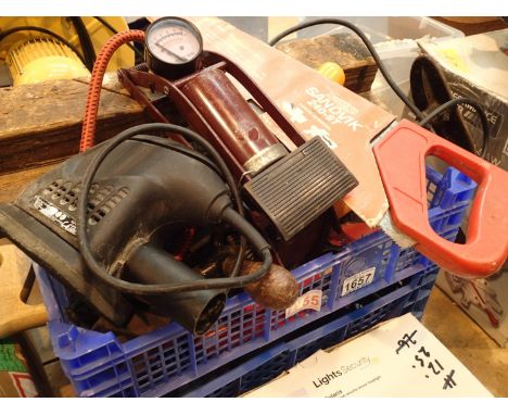 Collection of mixed vintage workshop tools. Not available for in-house P&amp;P, contact Paul O'Hea at Mailboxes on 01925 6591