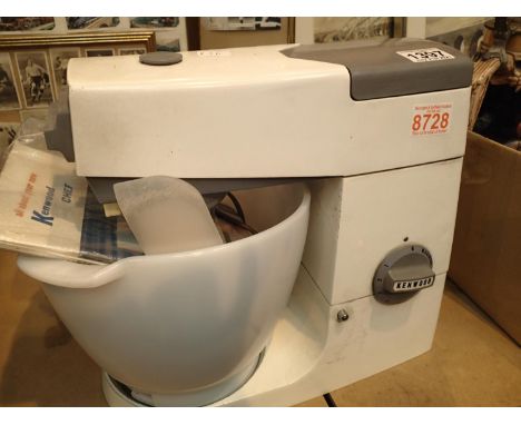 A vintage Kenwood chef with mixing bowl and instructions. Not available for in-house P&P, contact Paul O'Hea at Mailboxes on 
