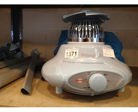 Electric clothes dryer 1200W. Not available for in-house P&P, contact Paul O'Hea at Mailboxes on 01925 659133Condition Report