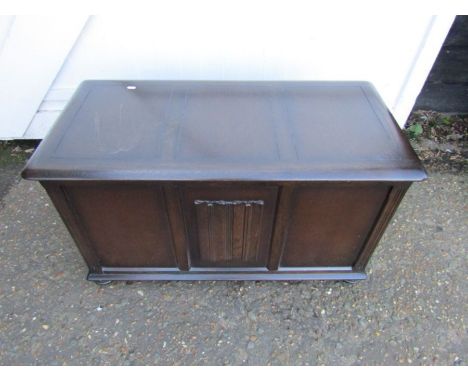 Ercol style blanket box H55cm W96cm D47cm approx