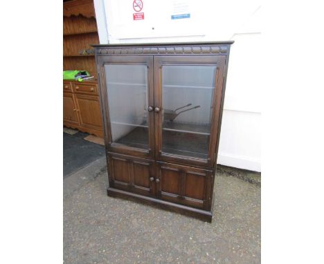 Mid century Ercol display cabinet H138cm W101cm D30cm approx