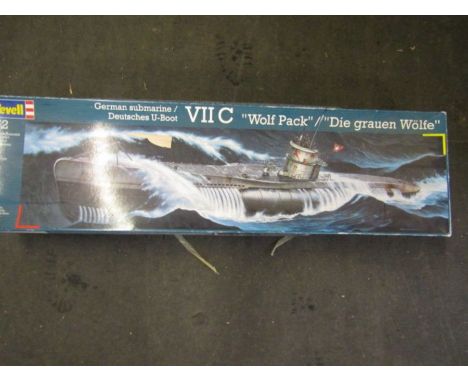 Revell 1:72 scale model German submarine 'wolf pack' 93.3cm. in box, unbuilt, all pieces apper to be present