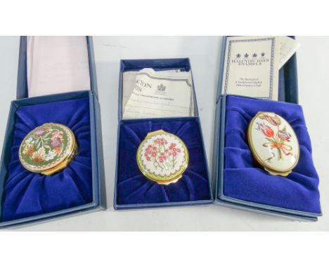 Three Halcyon Day enamel boxes, all with original boxes, all decorated with flowers 
