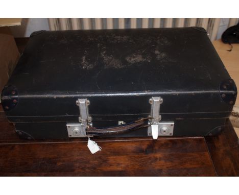 Vintage Revelation Travel Case