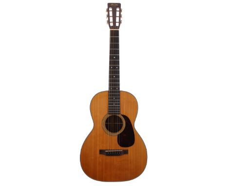 1961 C.F. Martin 00-21 acoustic guitar, made in USA, ser. no. 1xxxx7; Back and sides: rosewood, minor clouding to lacquer; To