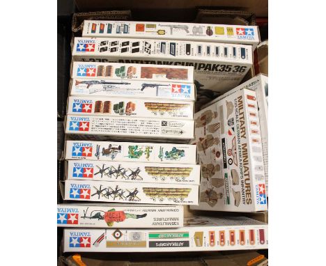 Tamiya 1:35 scale plastic miniature military sets, to include German soldiers at rest, German infantry etc (contents unchecke