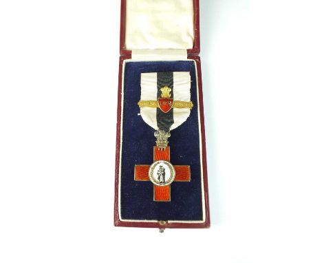 Order of the League of Mercy, silver gilt and red enamel cross with long service clasp, within fitted case