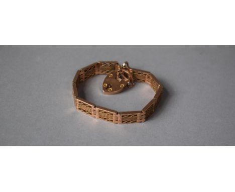 A 9ct Gold Gate Link Bracelet, 21.7g 