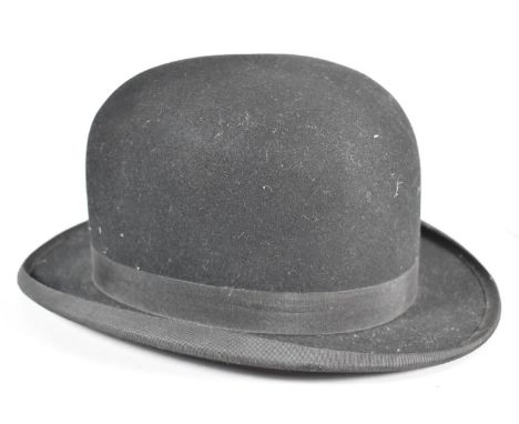 A Vintage Bowler Hat, Internal Measurements 8.25in x 6.5in 