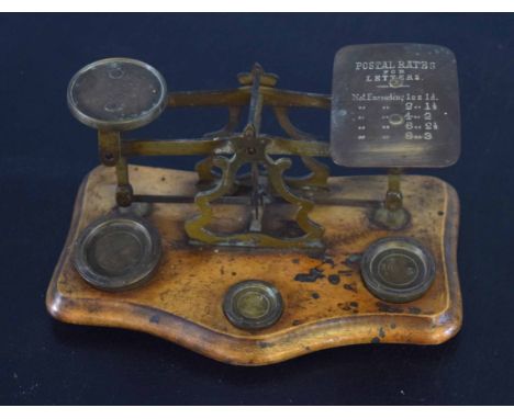 Set of brass postal scales and weights, 19cm wide   