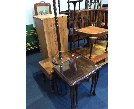Nest of tables, lamp etc.