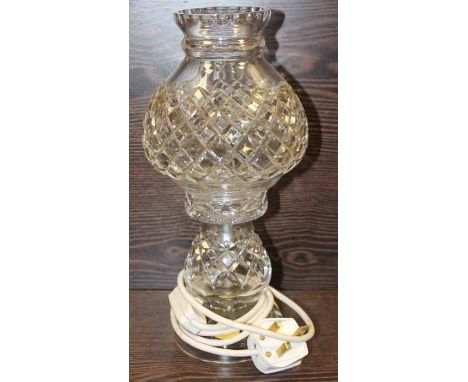 BOHEMIA CUT CRYSTAL LAMP