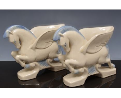 Two Wade "Pegasus" posy vases, 13cm.