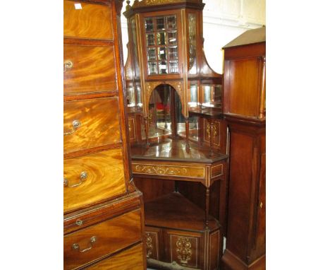 Good quality Edwardian rosewood marquetry and line inlaid standing corner cabinet, with a small glazed door above alcoves and