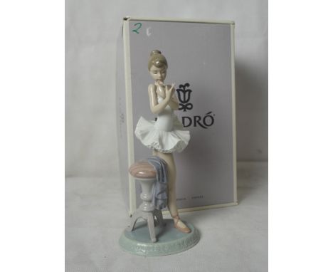 A boxed Lladro figure "Perfect Performance"