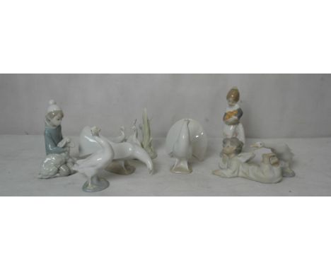 Eight pieces of Lladro/Nao