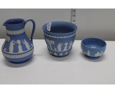 Three pieces of vintage jasper ware (A/F) 