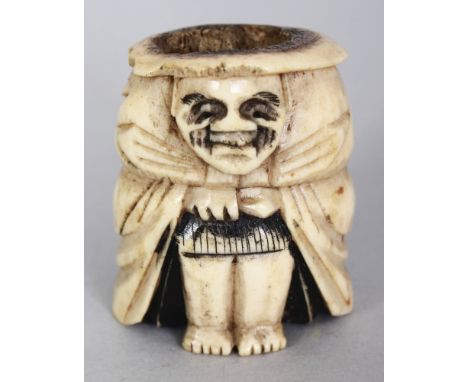 AN EARLY 20TH CENTURY JAPANESE BONE IVORY NETSUKE OF DARUMA, unsigned, the Buddhist monk seated, 1.5in high.