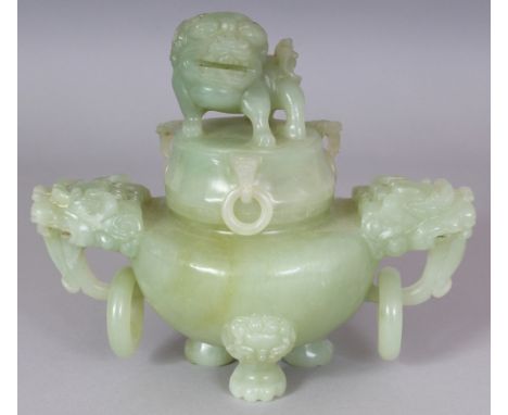 A 20TH CENTURY CHINESE CELADON GREEN BOWENITE HARDSTONE TRIPOD CENSER & COVER, with loose ring handles, 8.1in wide at widest 