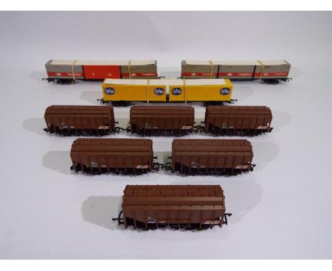 Bachmann - Hornby - 9 x unboxed 00 gauge wagons including six Bachmann Bulk Grain wagons in BR brown, two Hornby # R633 Bogie